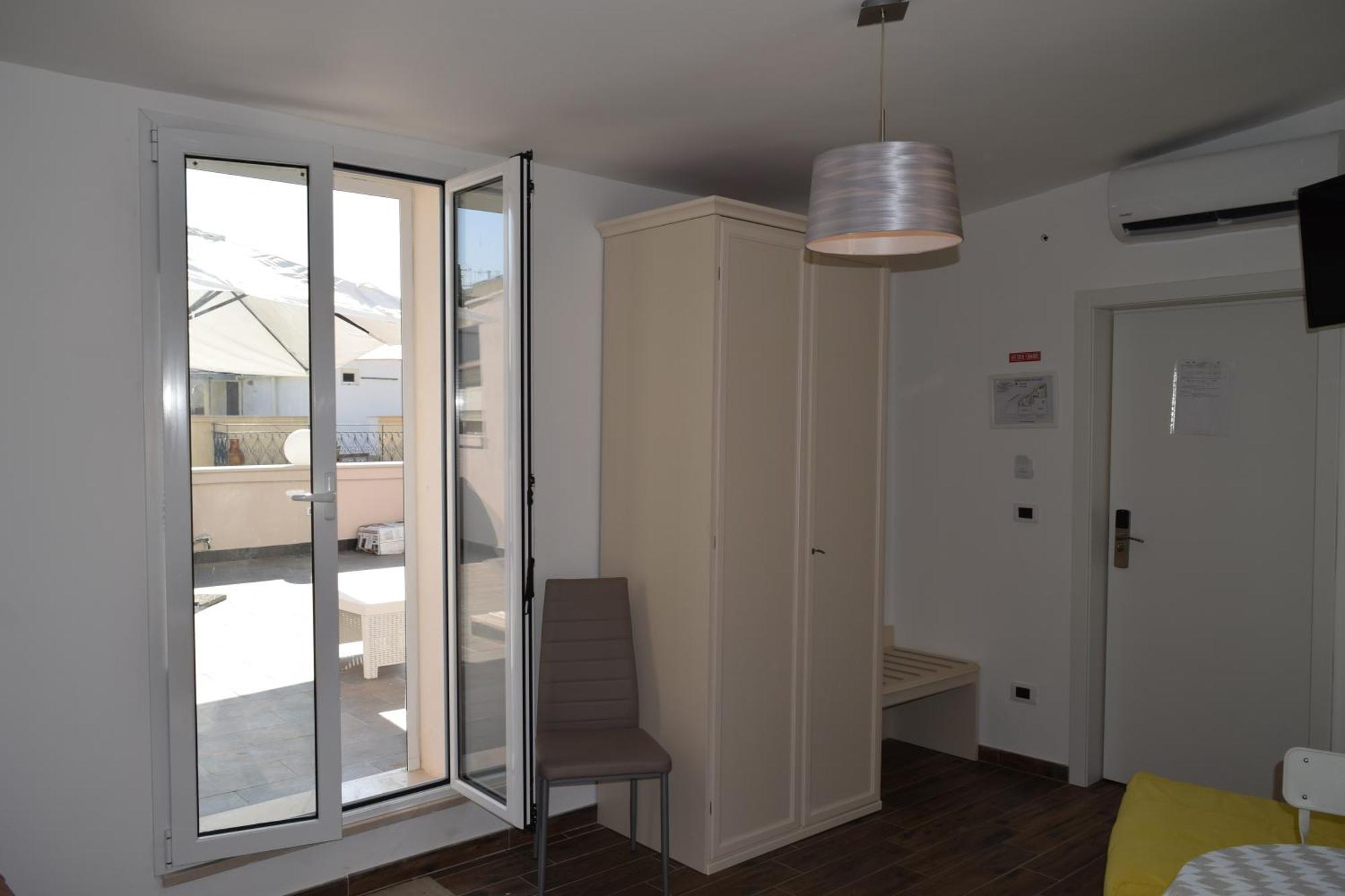 Domus Al Corso Con Servizio B&B Canosa di Puglia Kültér fotó