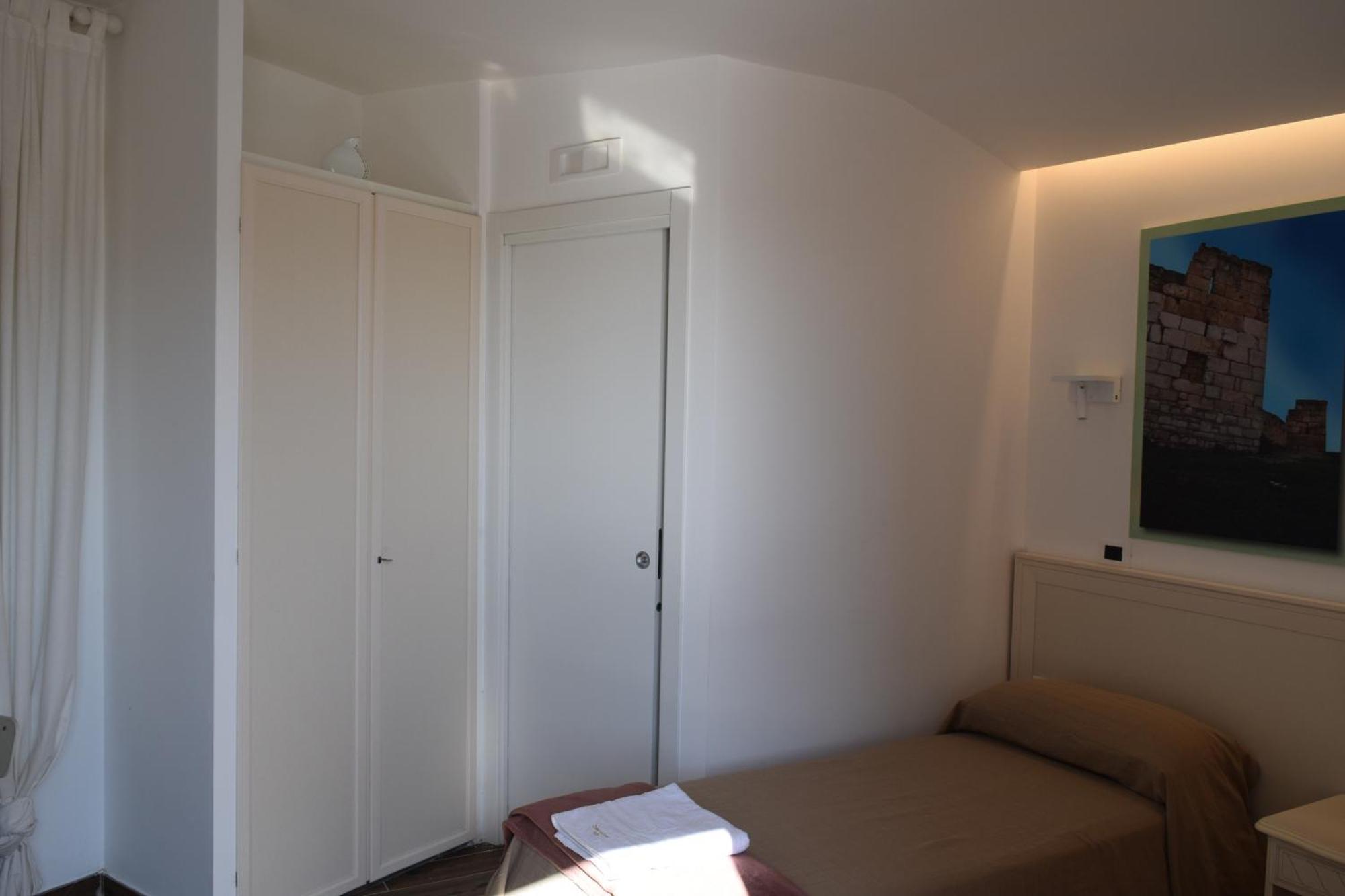 Domus Al Corso Con Servizio B&B Canosa di Puglia Kültér fotó