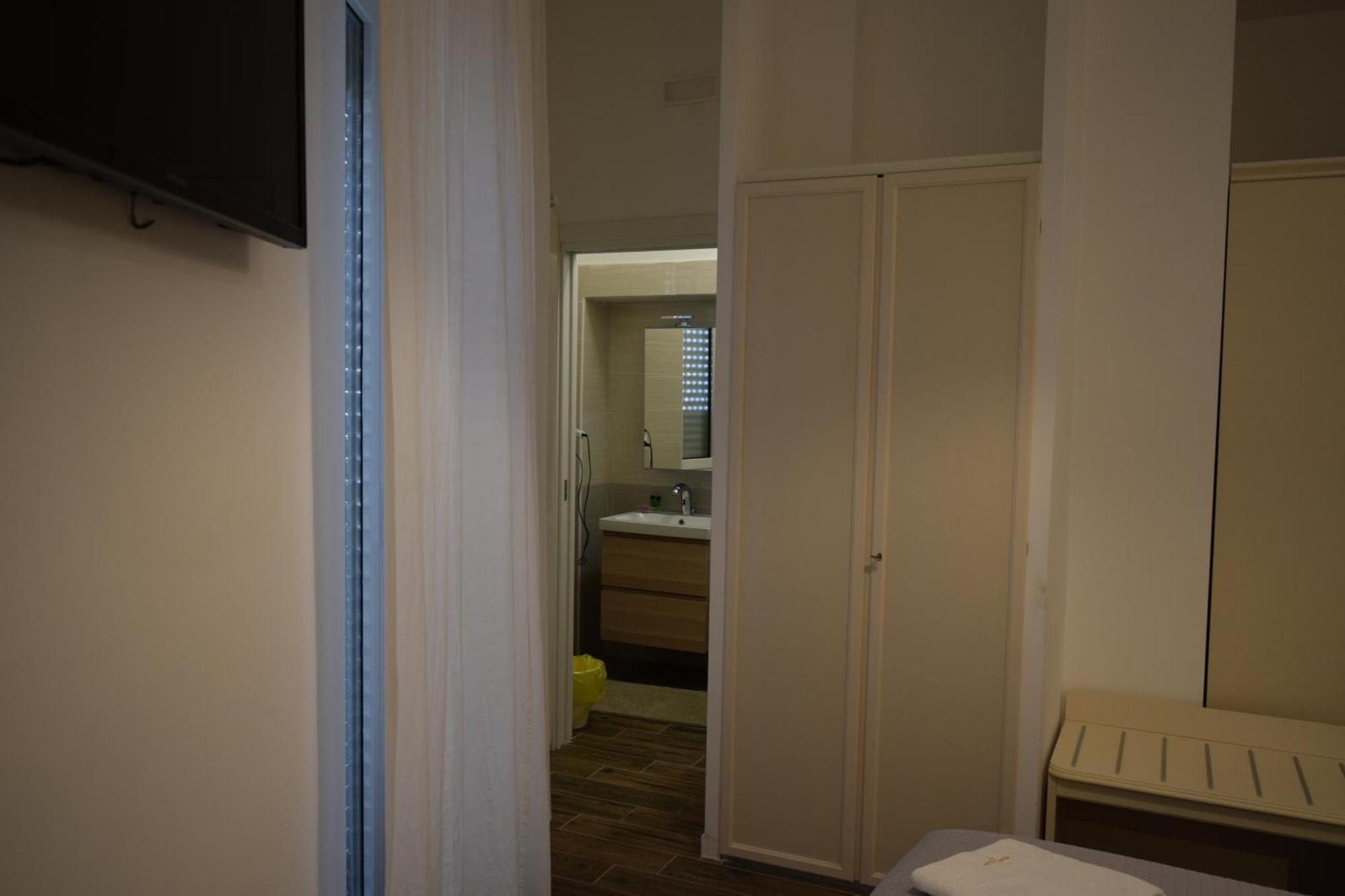 Domus Al Corso Con Servizio B&B Canosa di Puglia Kültér fotó