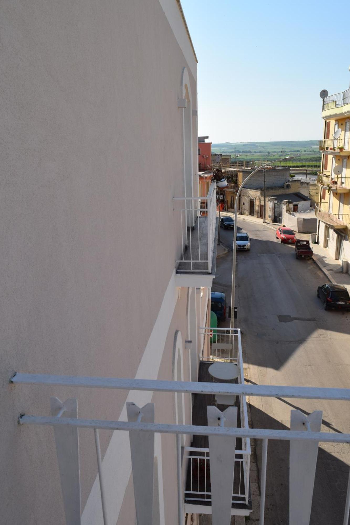 Domus Al Corso Con Servizio B&B Canosa di Puglia Kültér fotó