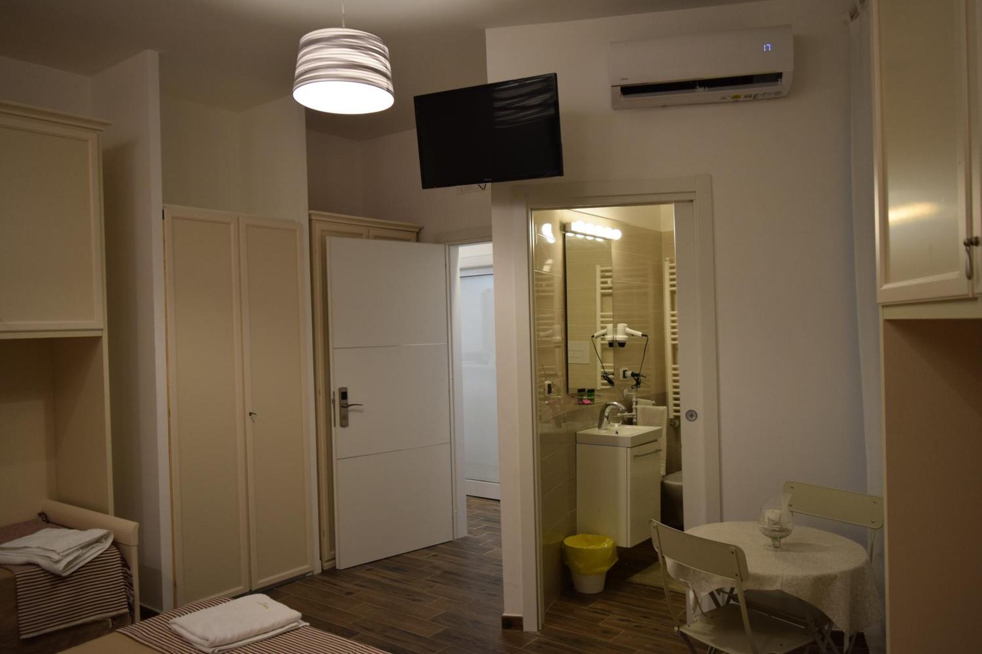 Domus Al Corso Con Servizio B&B Canosa di Puglia Kültér fotó