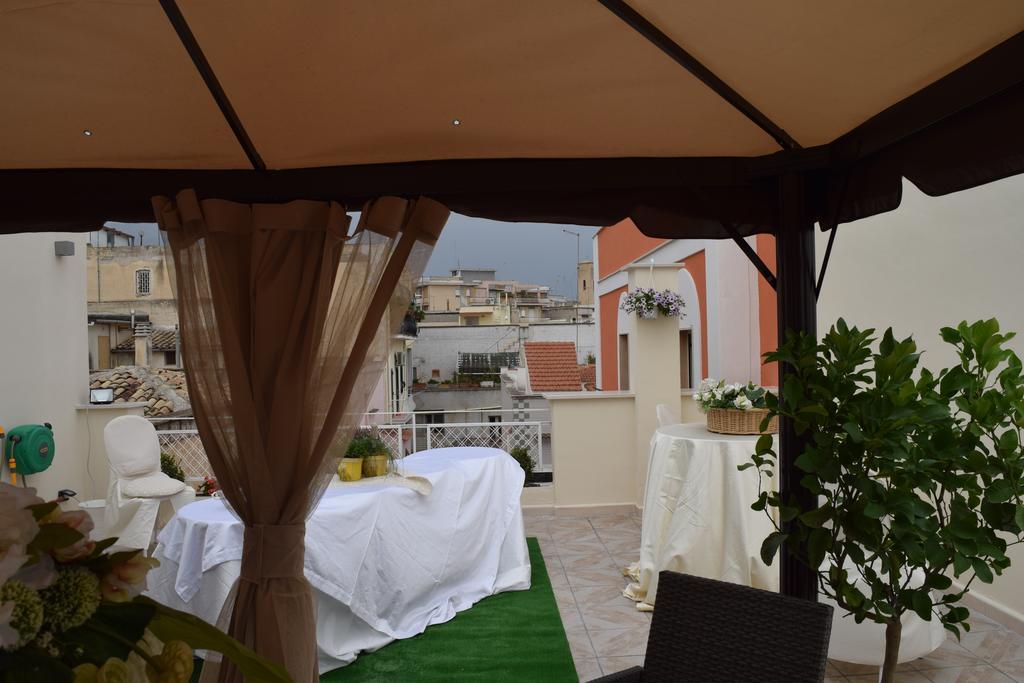 Domus Al Corso Con Servizio B&B Canosa di Puglia Szoba fotó