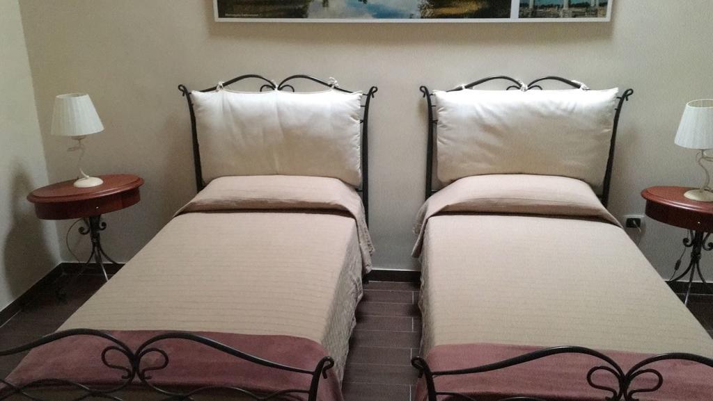 Domus Al Corso Con Servizio B&B Canosa di Puglia Kültér fotó