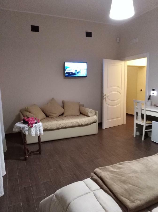 Domus Al Corso Con Servizio B&B Canosa di Puglia Kültér fotó