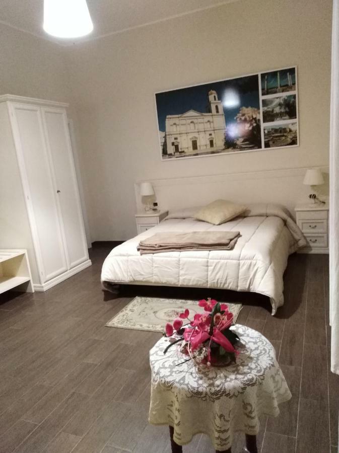 Domus Al Corso Con Servizio B&B Canosa di Puglia Kültér fotó