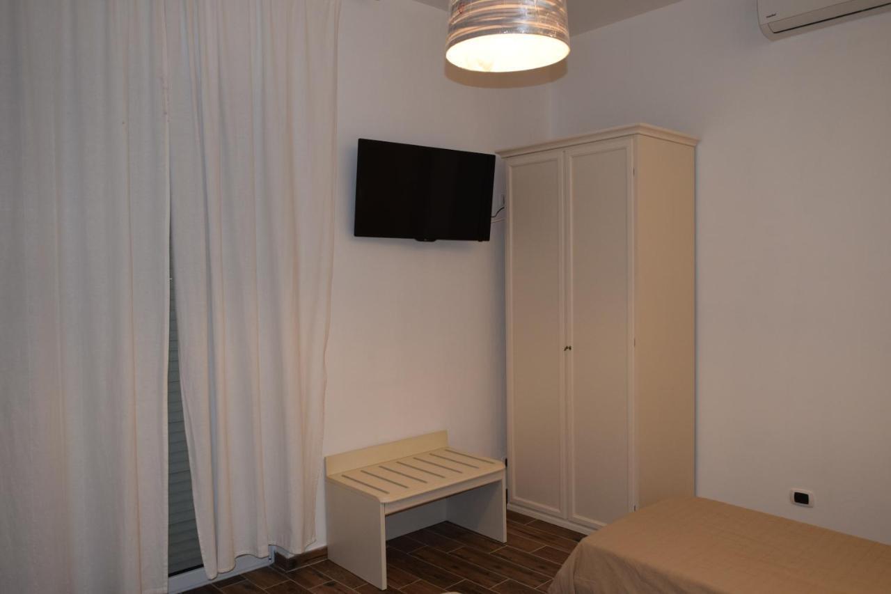 Domus Al Corso Con Servizio B&B Canosa di Puglia Kültér fotó